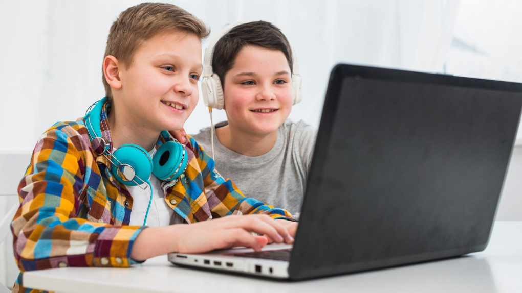 Free child learning website